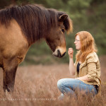 Isländer,Portrait, Mensch, Reiter, Pferdefotograf; Pferdefotografie; Pferd, Pony, Horse; Equus; Equestrian; Equine; photography; photographer, animal